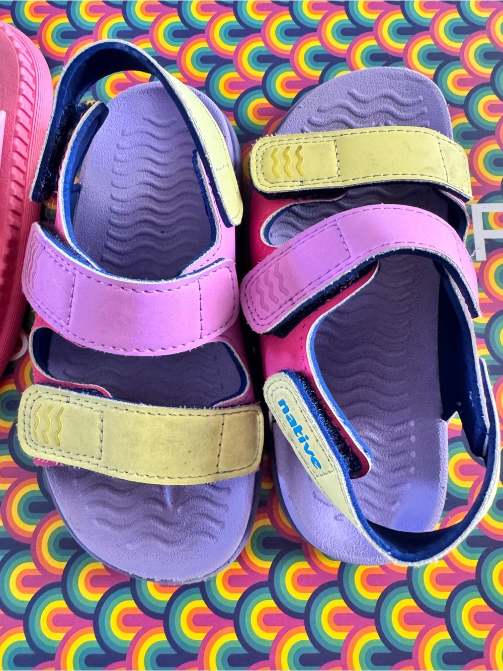 Native Sandals - Picture 4 of 7